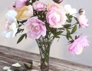 دسته گل در گلدان شیشه ای