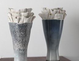 گلدان + گل تزیینی