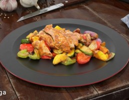 بشقاب مواد غذایی