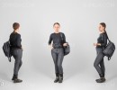 کاراکتر دختر ایستاده با کوله پشتی