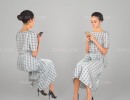 کاراکتر زن جذاب نشسته