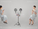 کاراکتر زن جذاب نشسته